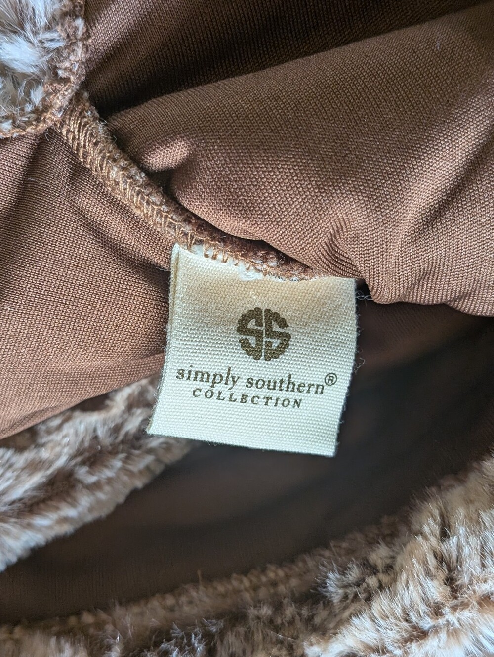 Simply Southern Faux Fur Pullover size S - Picture 8 of 9